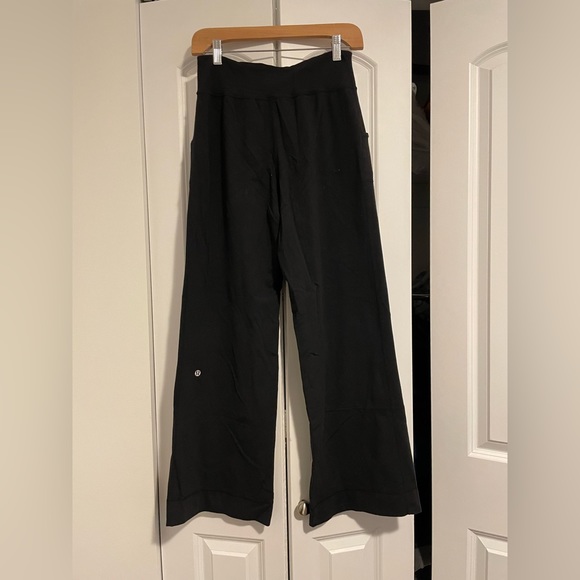 Lululemon Still pants - Picture 2 of 3
